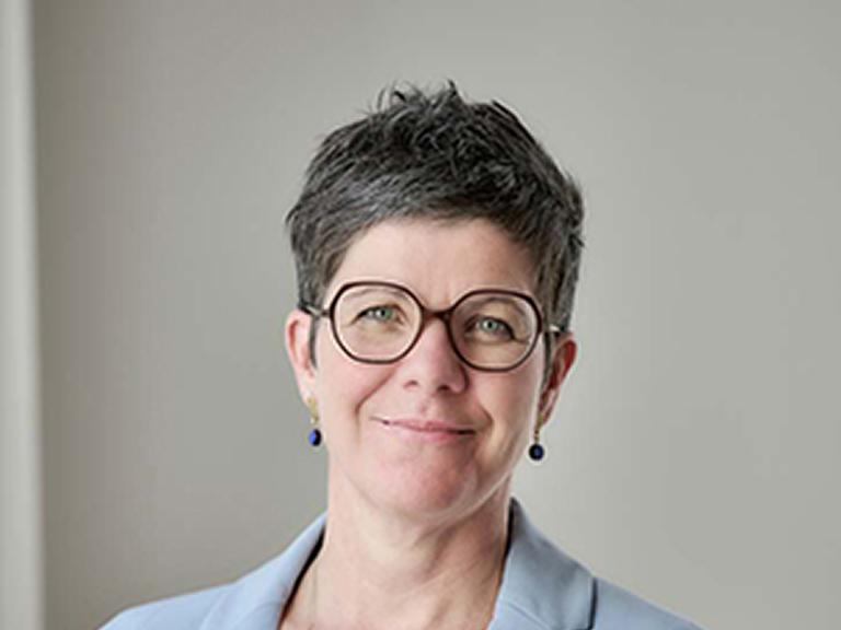 Portrait von Prof. Dr. Heike Mayer