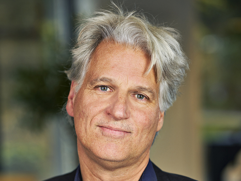 Portrait von Prof. Dr. Max Koch